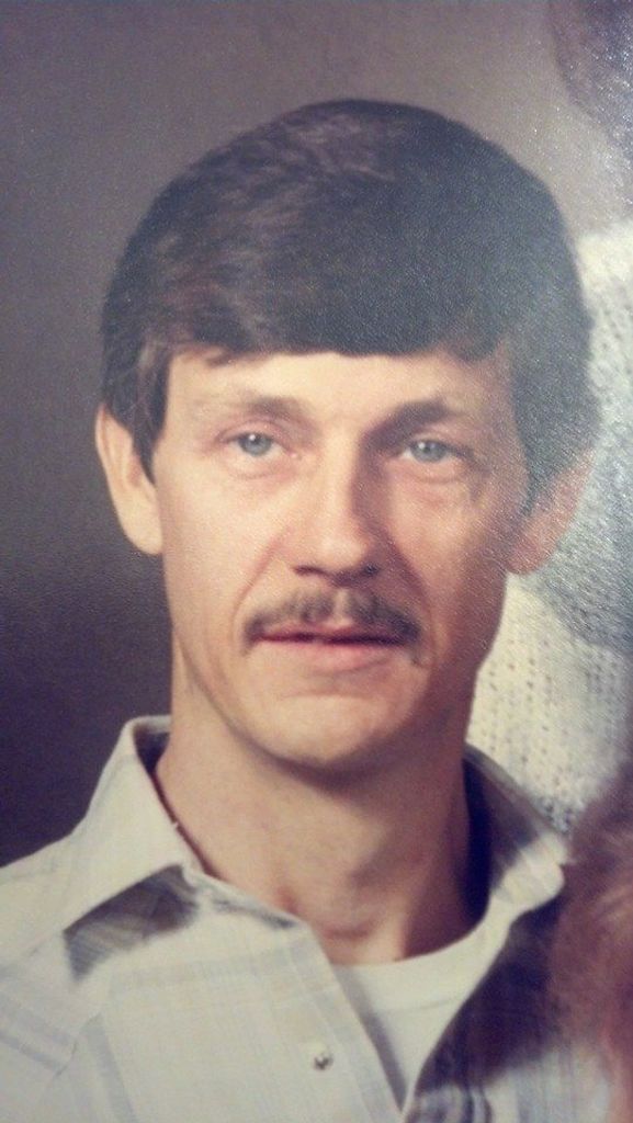 Carlos R Cook