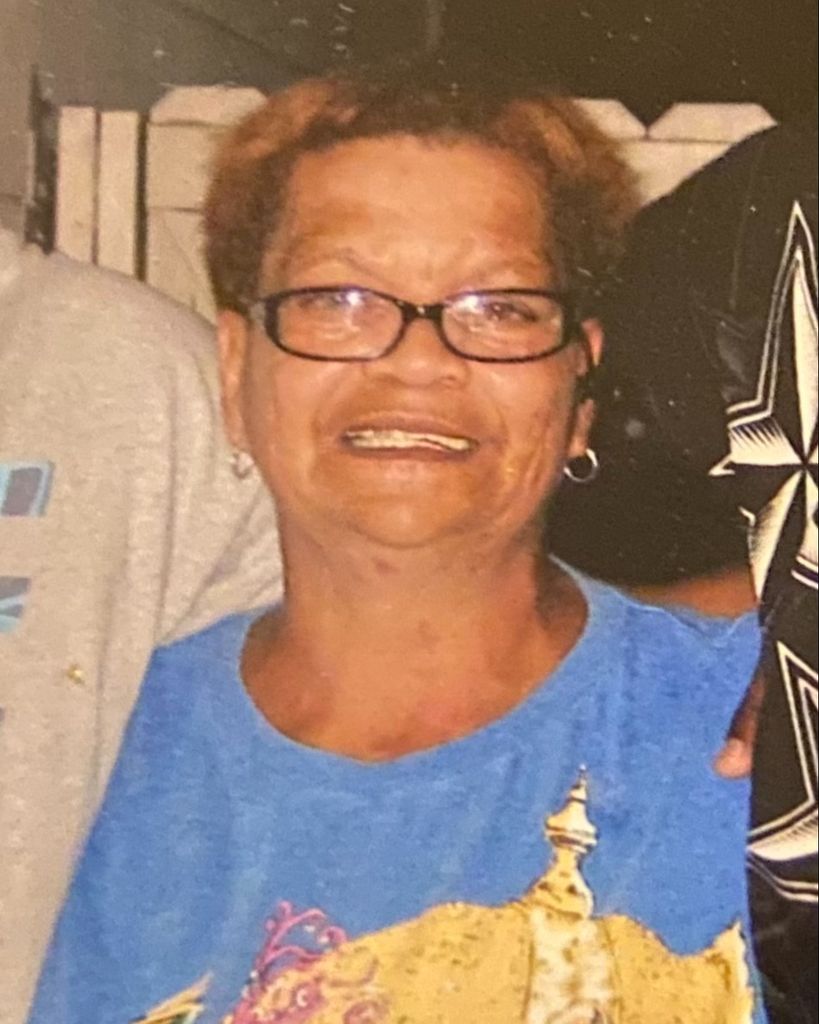 LaTonia Carrier