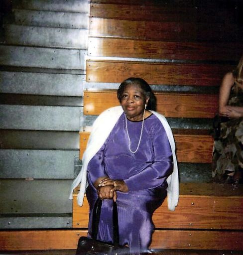 Earline Wilson photo gallery thumbnail 60 of 85