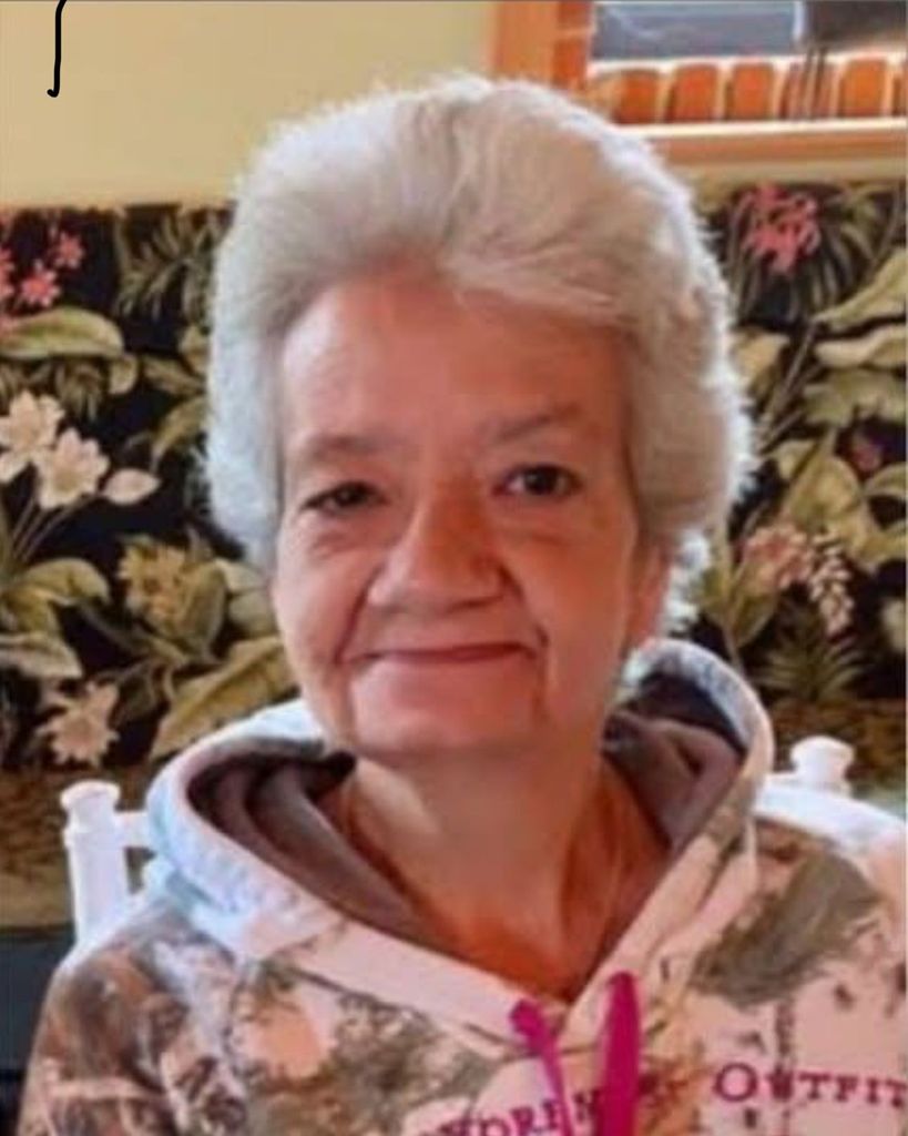 Lori Kay Trenholm Profile Photo