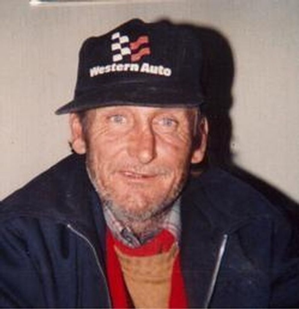 Robert "Bobby" William Ewart