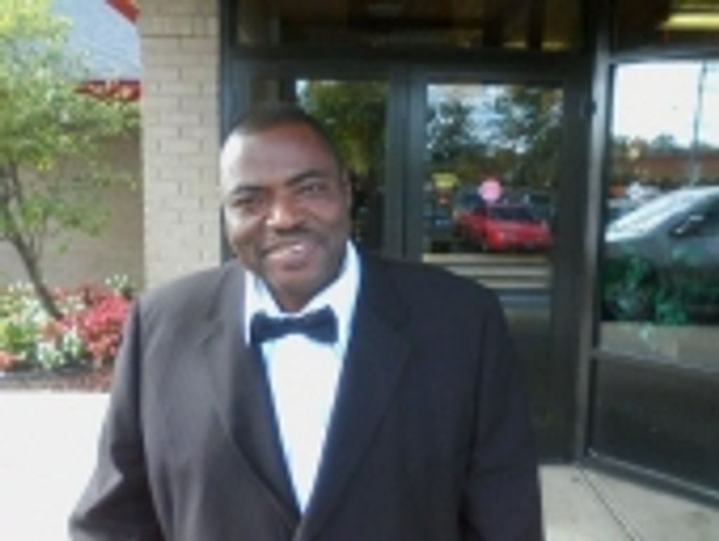 Adrian Sealey Profile Photo