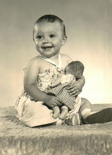 Donna Lyn Mosier photo gallery thumbnail 13 of 155