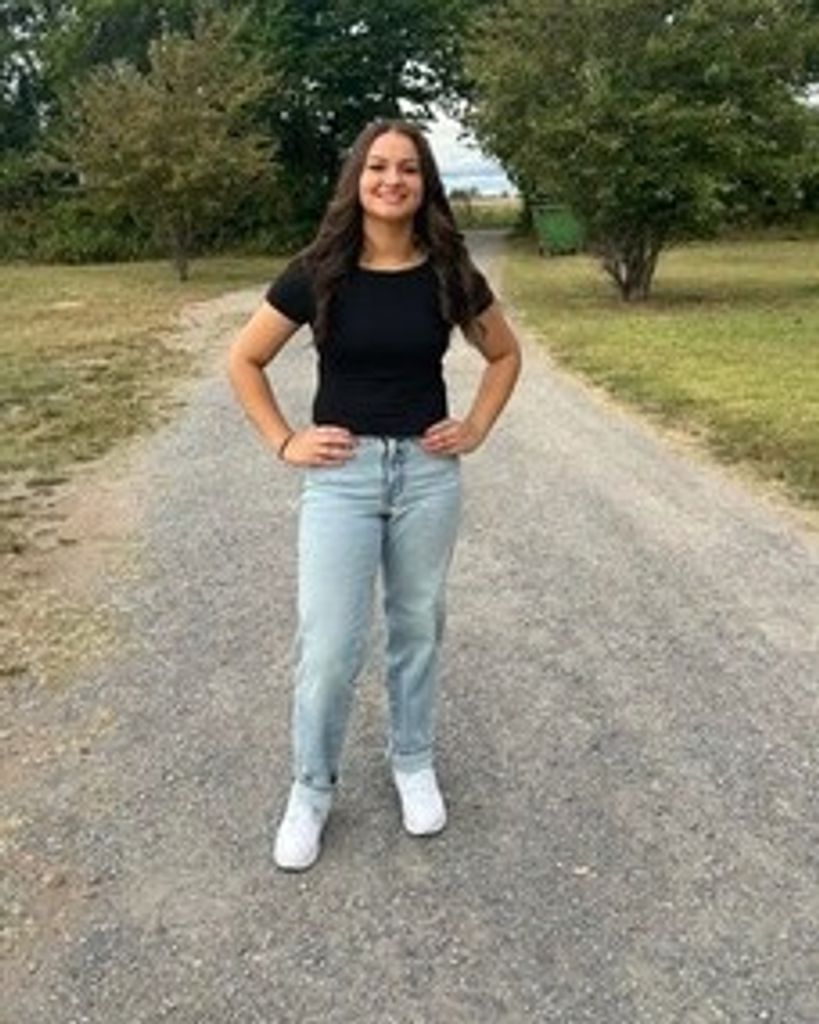 Isabella "Bella" May Glaze - Lagos Profile Photo