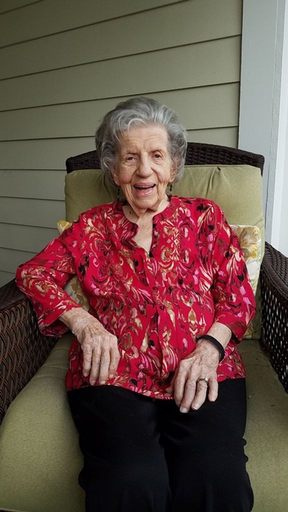Tillie Medvid Profile Photo