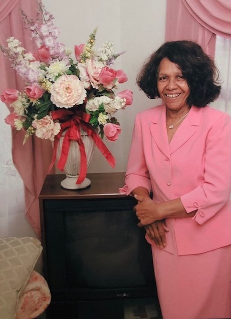 Phonesalena (Bailey)  Harris Profile Photo