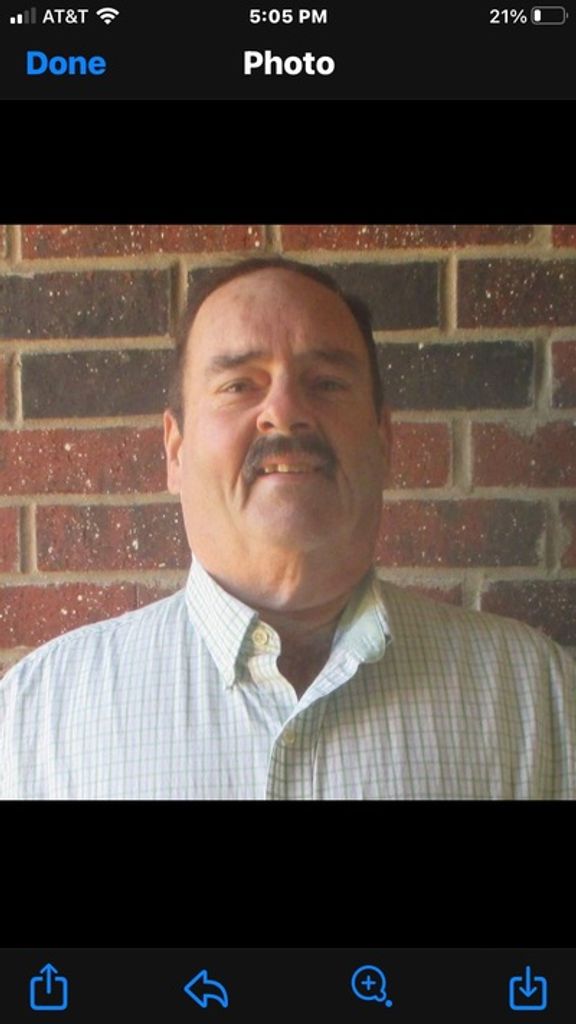 Brian Elliot Profile Photo