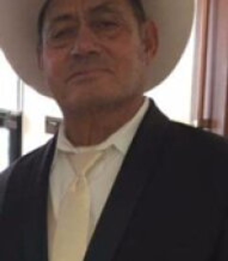 Manuel Levario