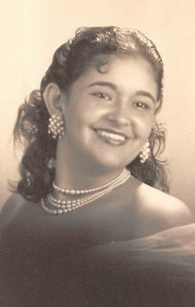 Adela Pita