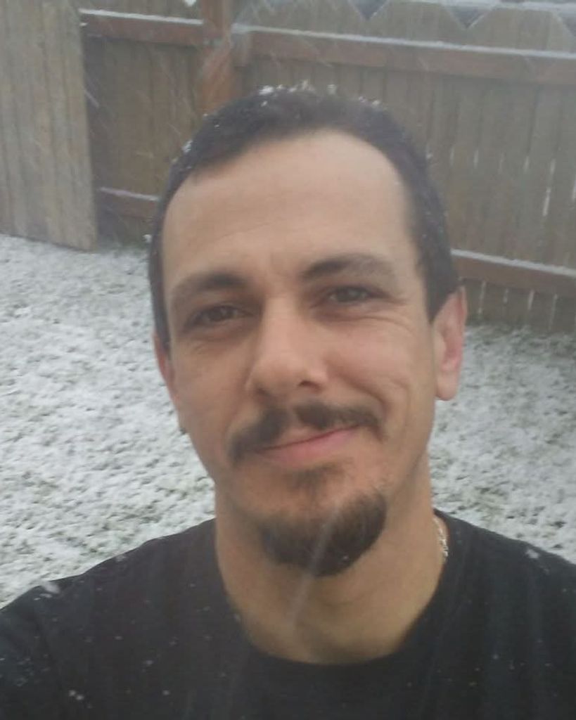 Ronald Lee Renner Jr. Profile Photo