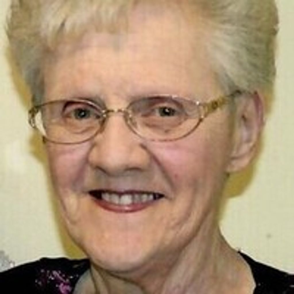 Winifred M ""Winnie"" Yahn (Devarnne) Profile Photo