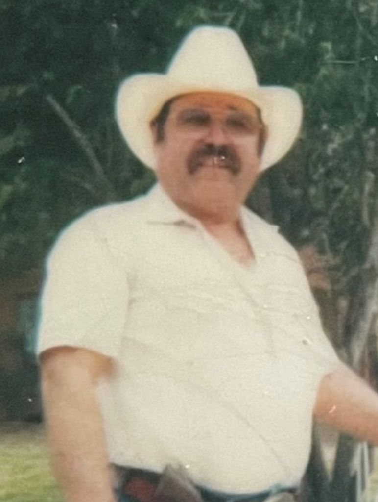 Rafael Flores
