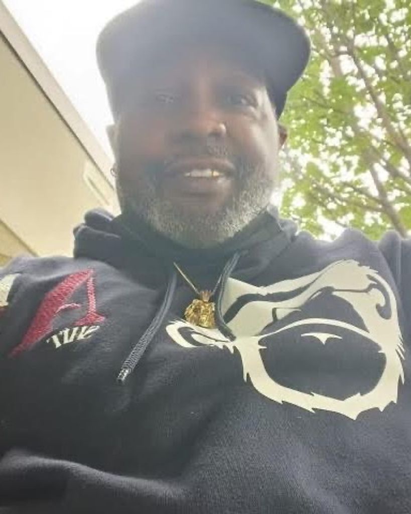 Van Simmons, III