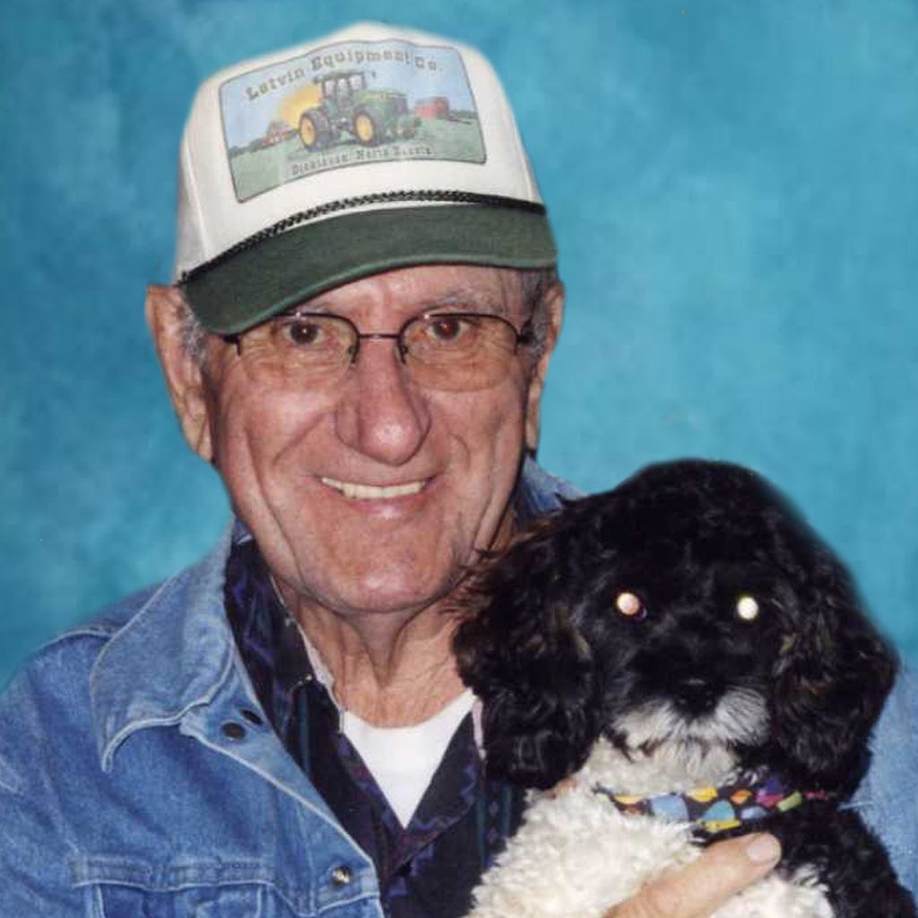 Raymond Schneider Profile Photo