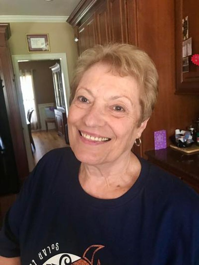 Sarah Jane Edwards Profile Photo