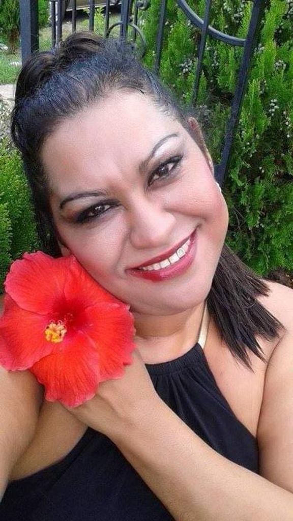 Rosalina Quintanilla Profile Photo