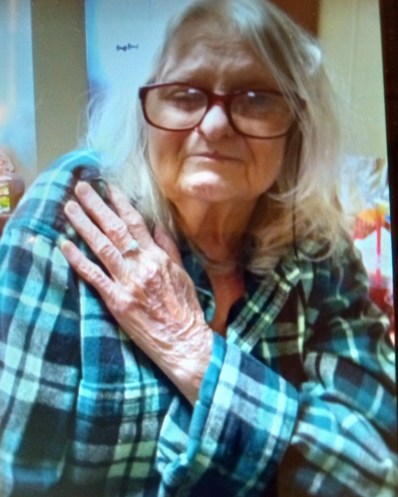 Bonnie Lou Nichols