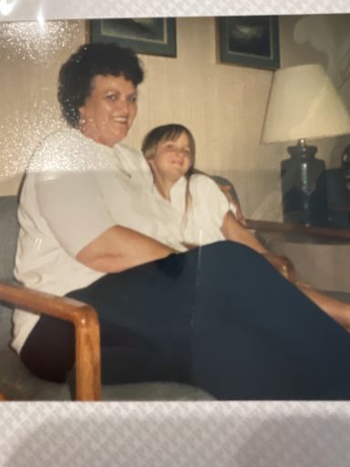 Wyona Newton photo gallery thumbnail 3 of 16
