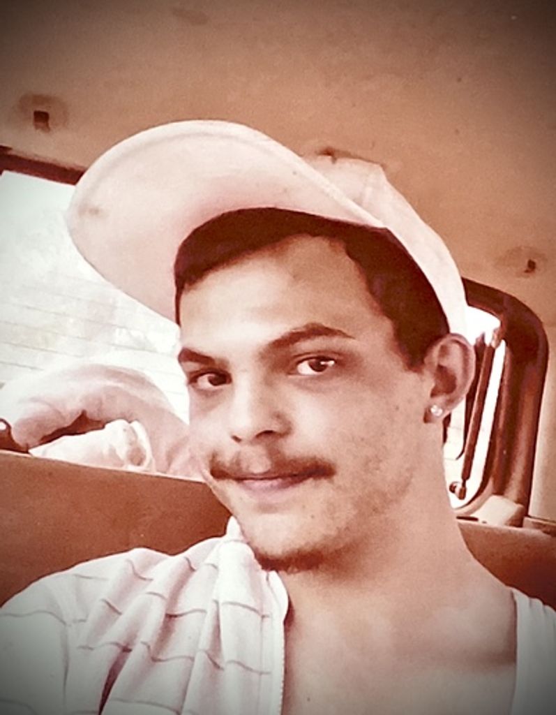 Aquilio Ramon Victoria Iii Profile Photo