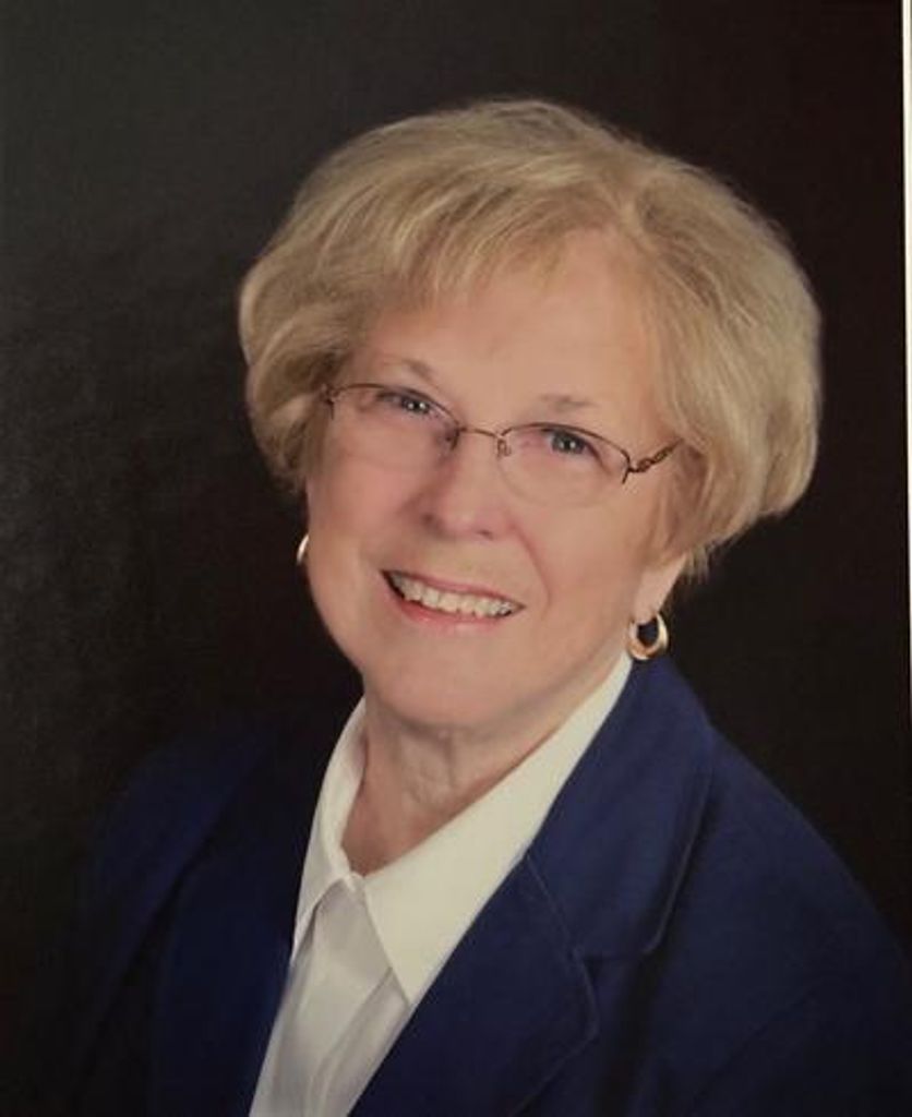 Sharon Higgins Plichta Profile Photo