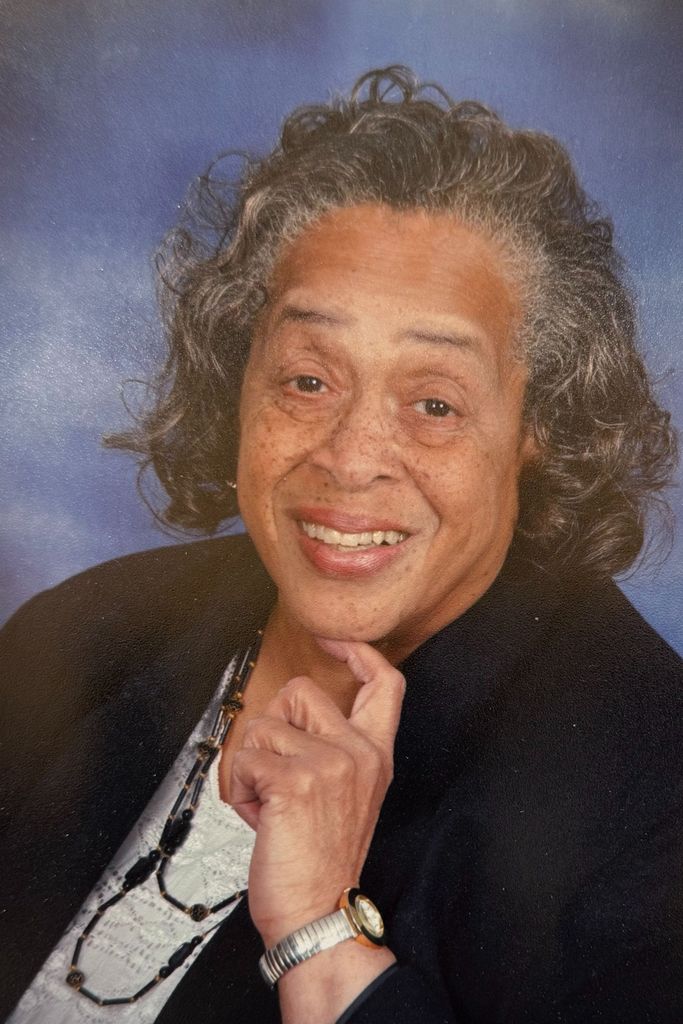 Doris Waddell