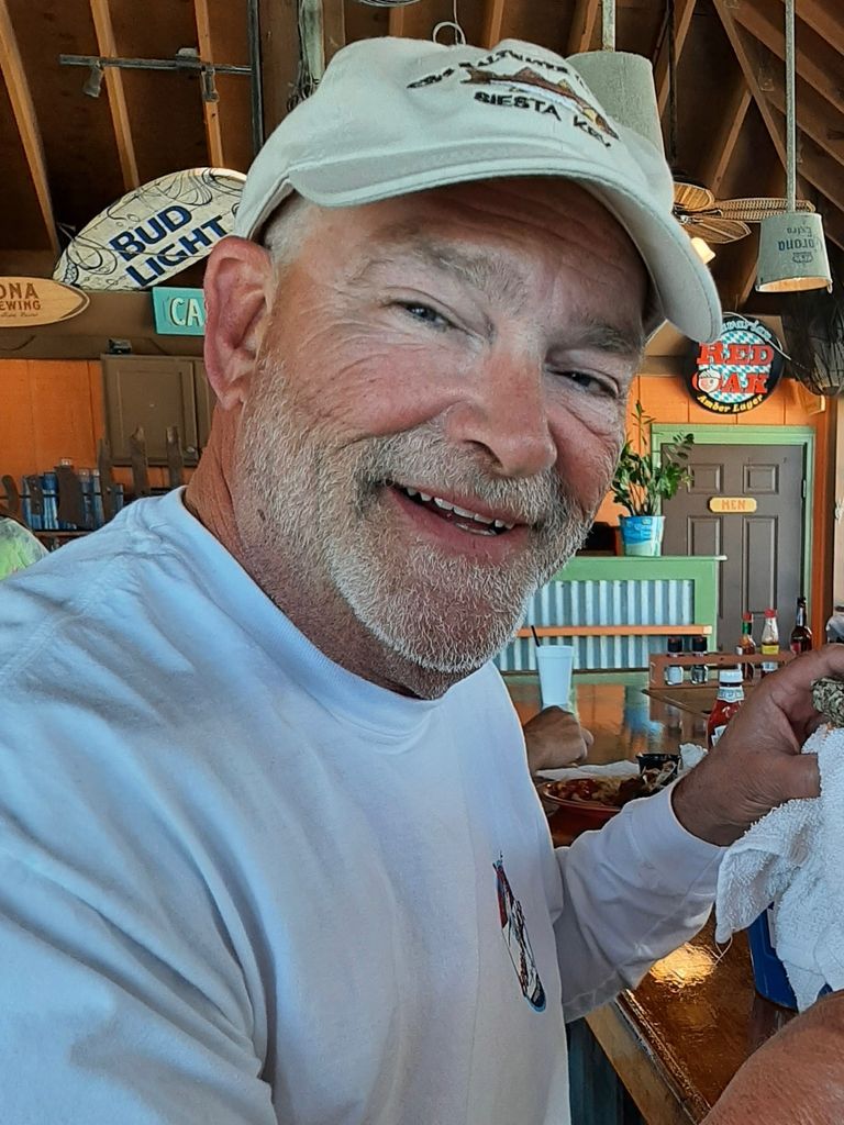 Stephen Wall Profile Photo