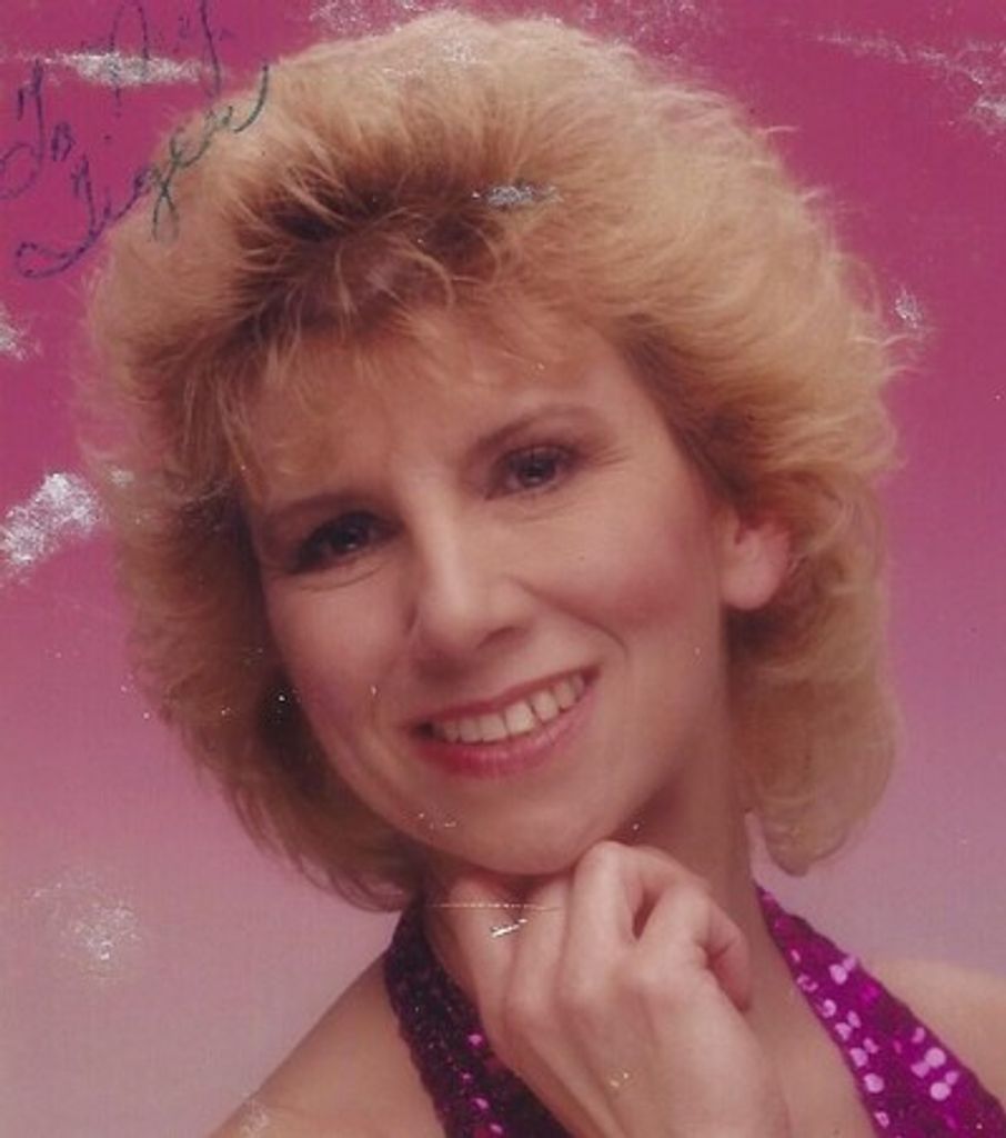 Joan "Lea" Collier