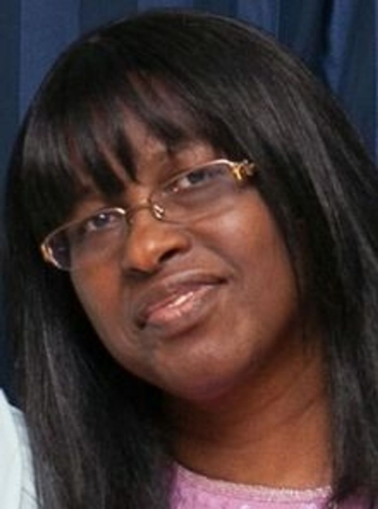 Ms Teresa Leopold