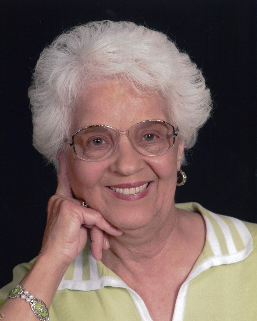 Wilma Joyce (Holmes) Young