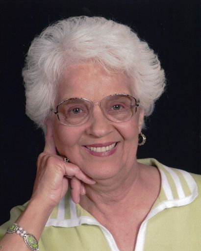 Wilma Joyce (Holmes) Young Profile Photo