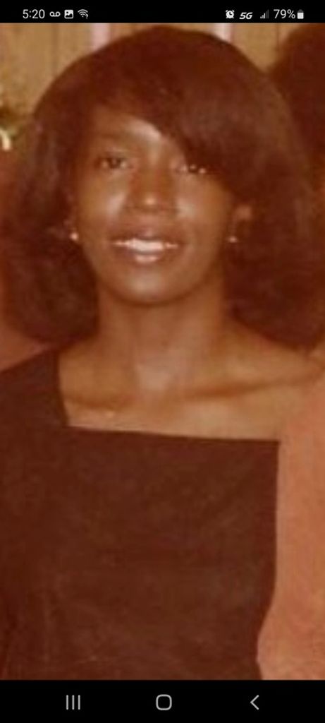 Linda Cowan Profile Photo