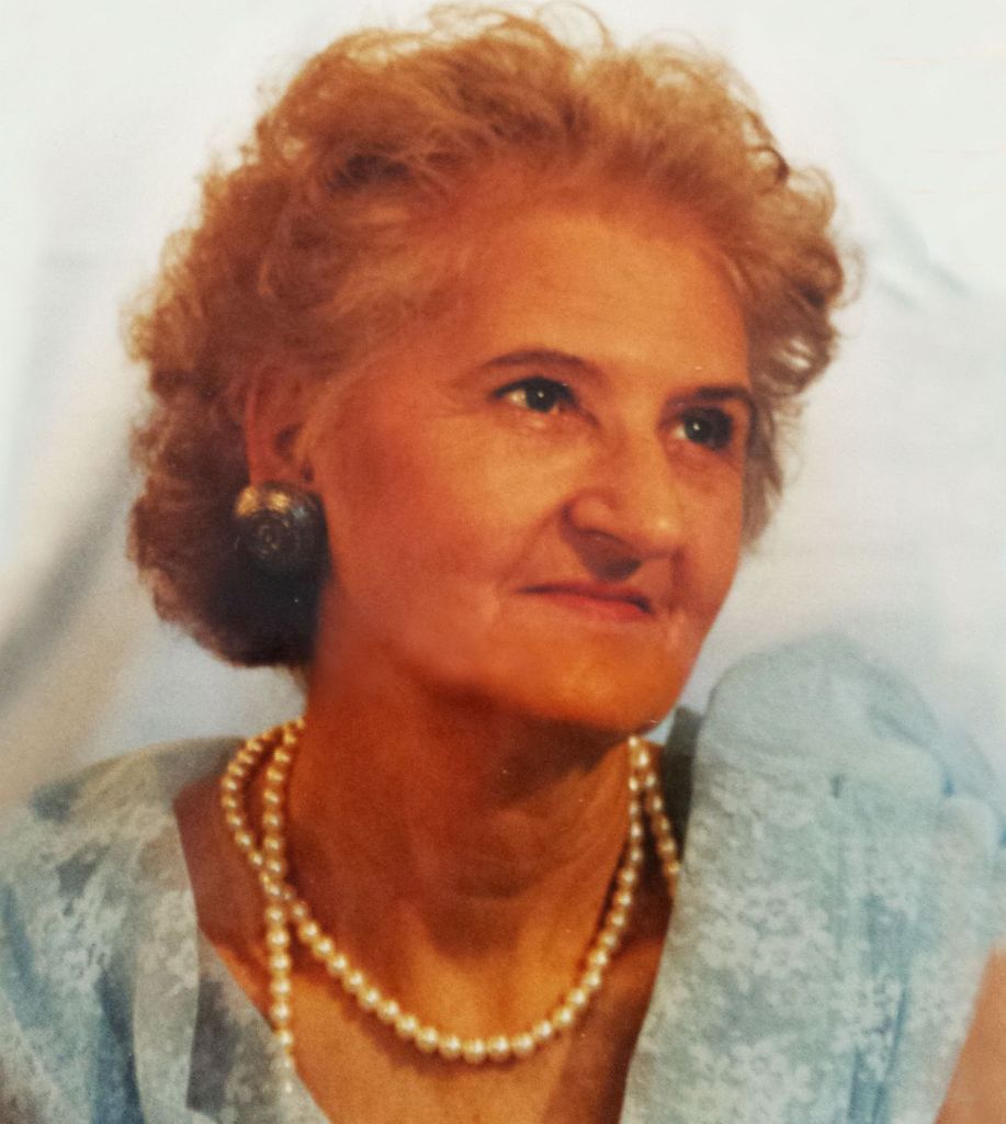 Mrs.  Trecia Evelyn Naylor Street Grantham, 85
