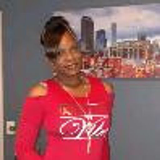 Lia Nicole Howard Profile Photo