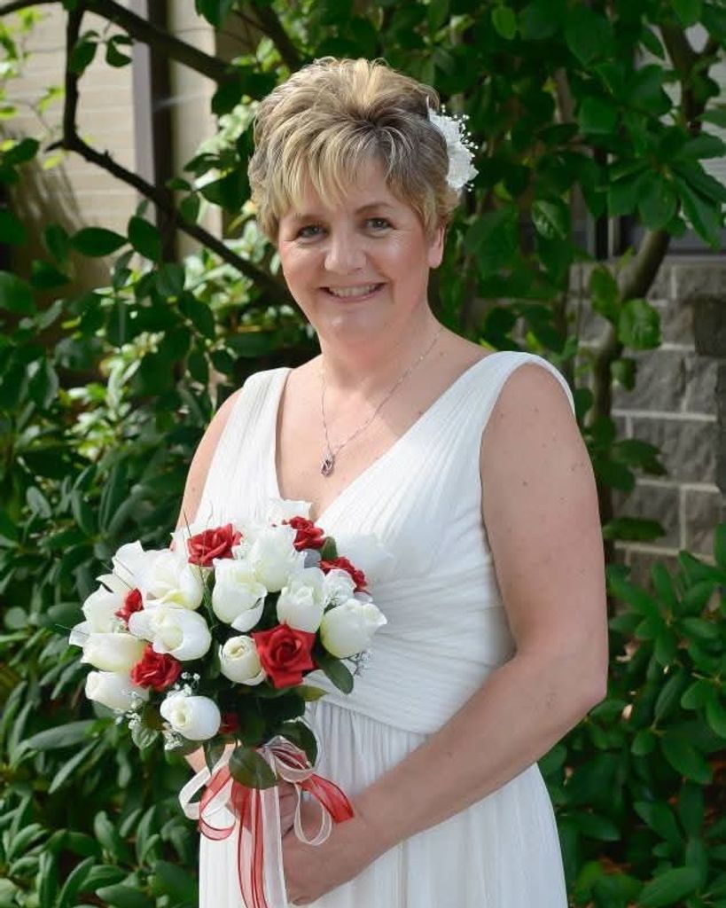 Lori Norris Profile Photo