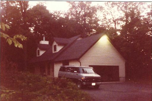 Everett Douglas Taulbee photo gallery thumbnail 4 of 154