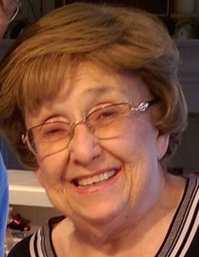 Sandoval, Geraldine Lucille