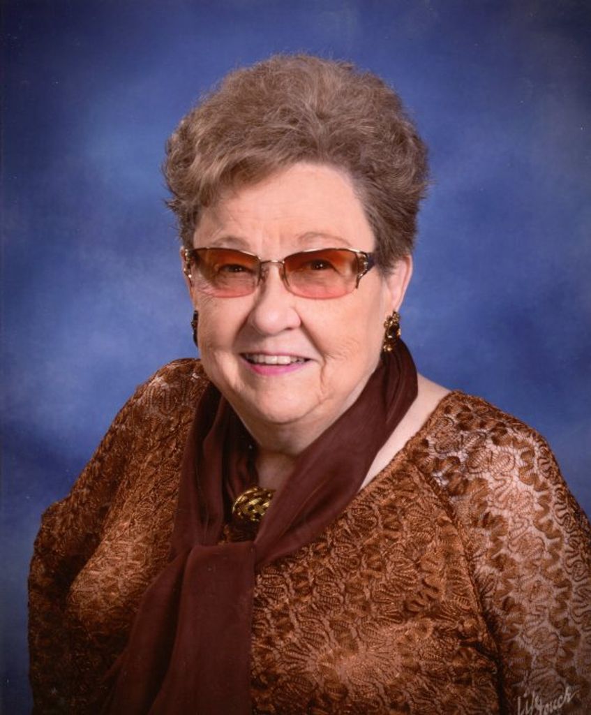 Maxine Daves Profile Photo