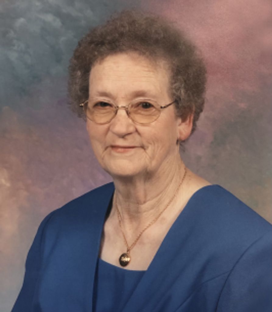 Juanita Fisher (Cann)