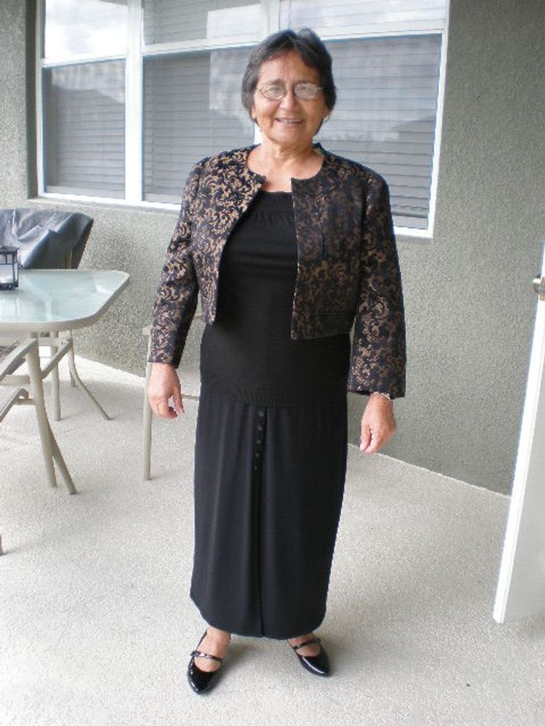 Amalia Blanca Azcunaga
