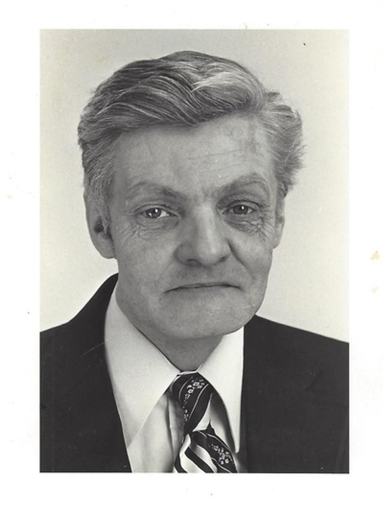 Robert "Bob" E. Nielsen Profile Photo