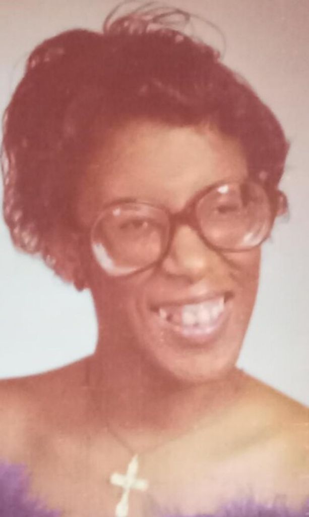 Gladys Marie Lopez Profile Photo