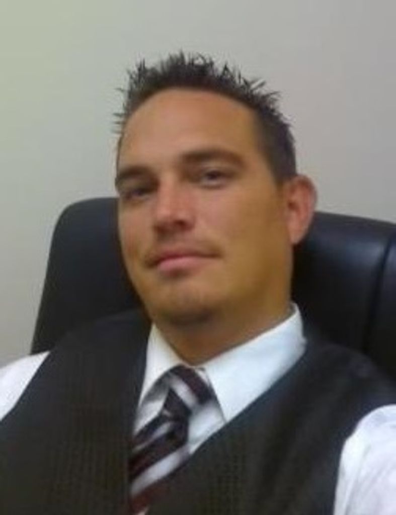 David E. Holmes