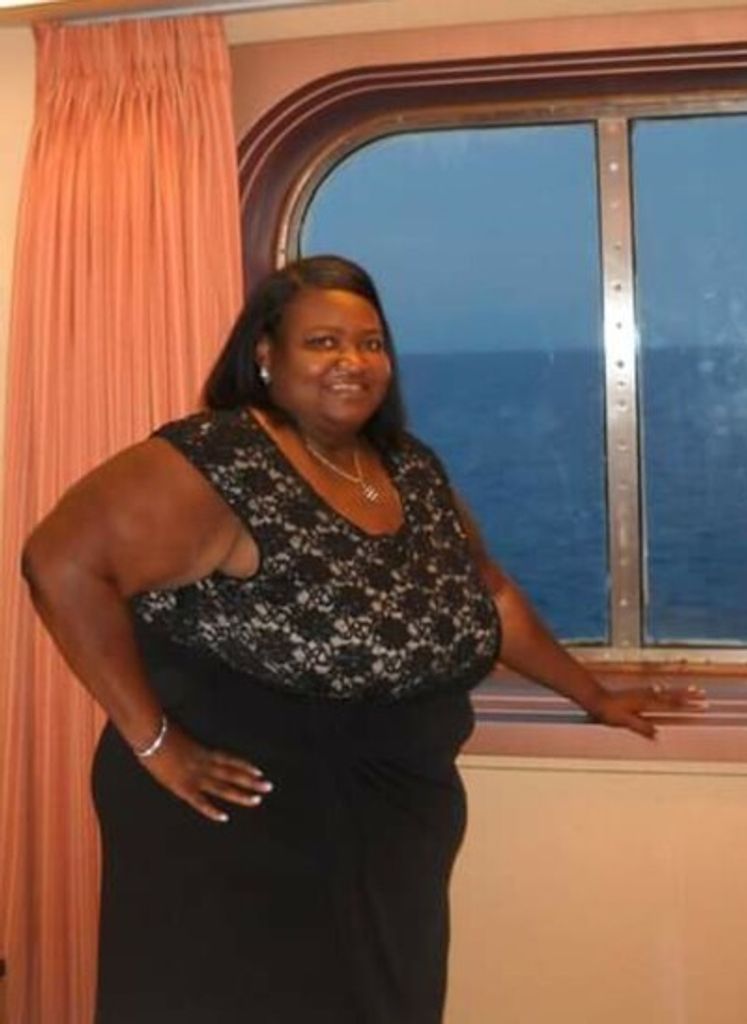 Esther Floyd Profile Photo