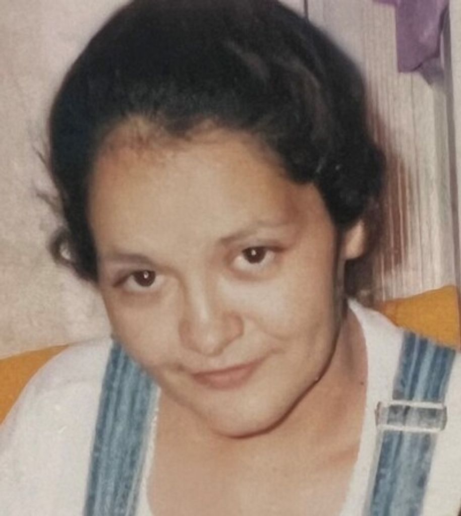 Maria Sylvia "Chivys" Guzman Profile Photo