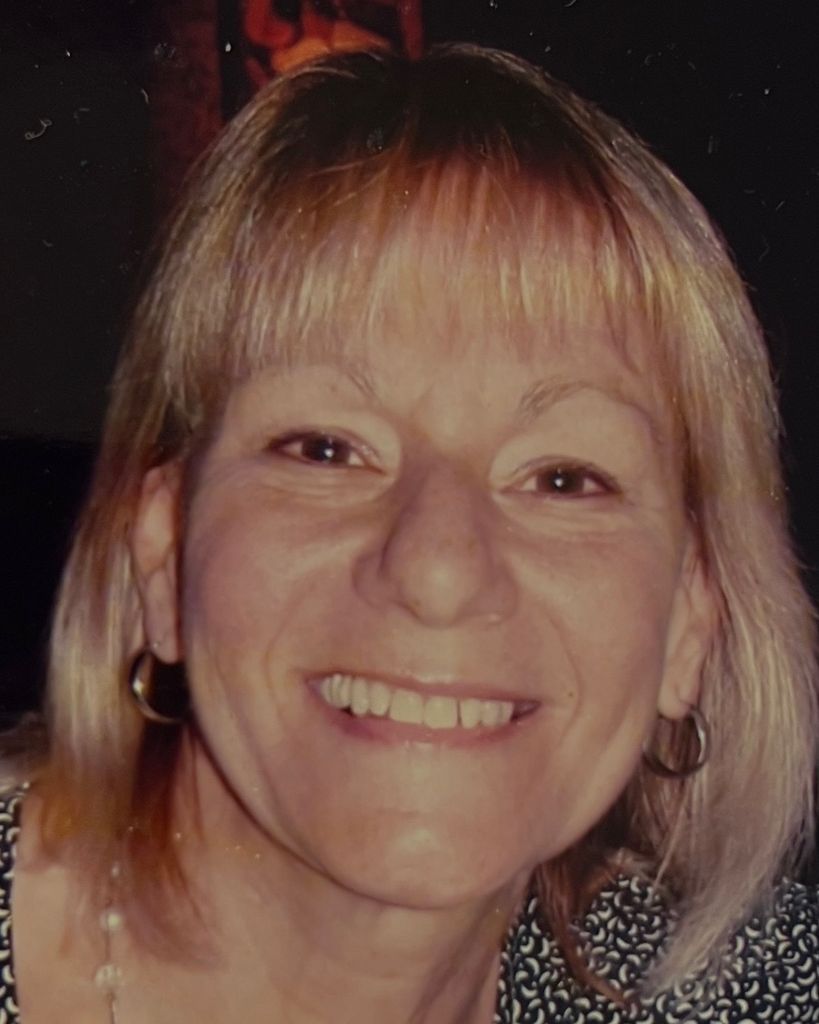 Anne Marie Pateracki