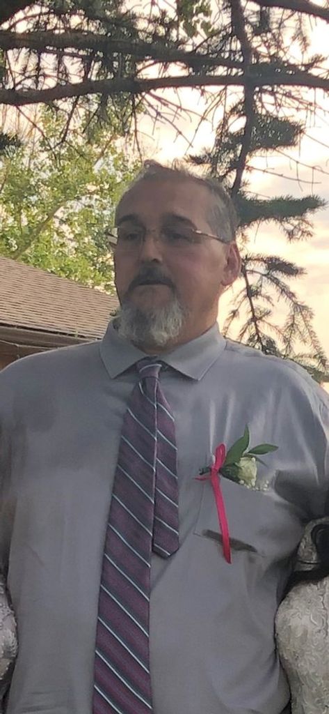 Bradlee George Caisse