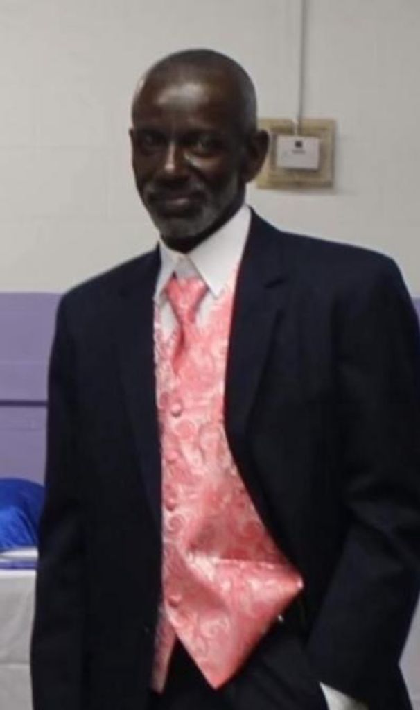 Earl Perry Profile Photo