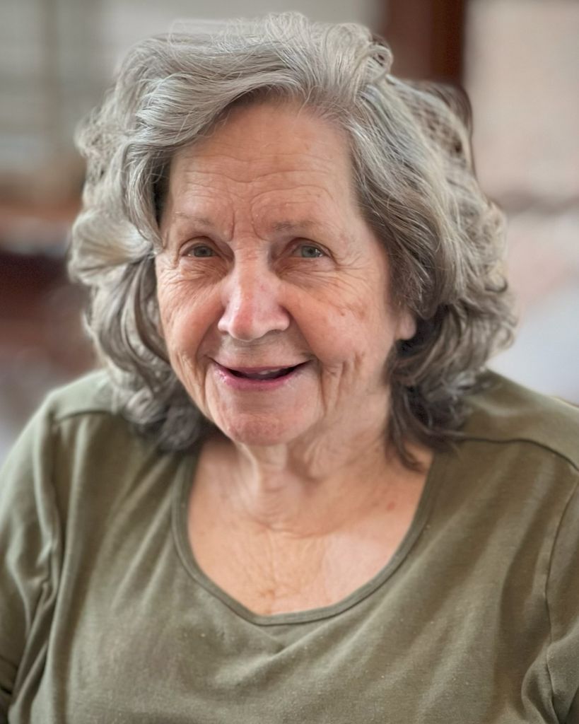 Carolyn Sue Jones Profile Photo