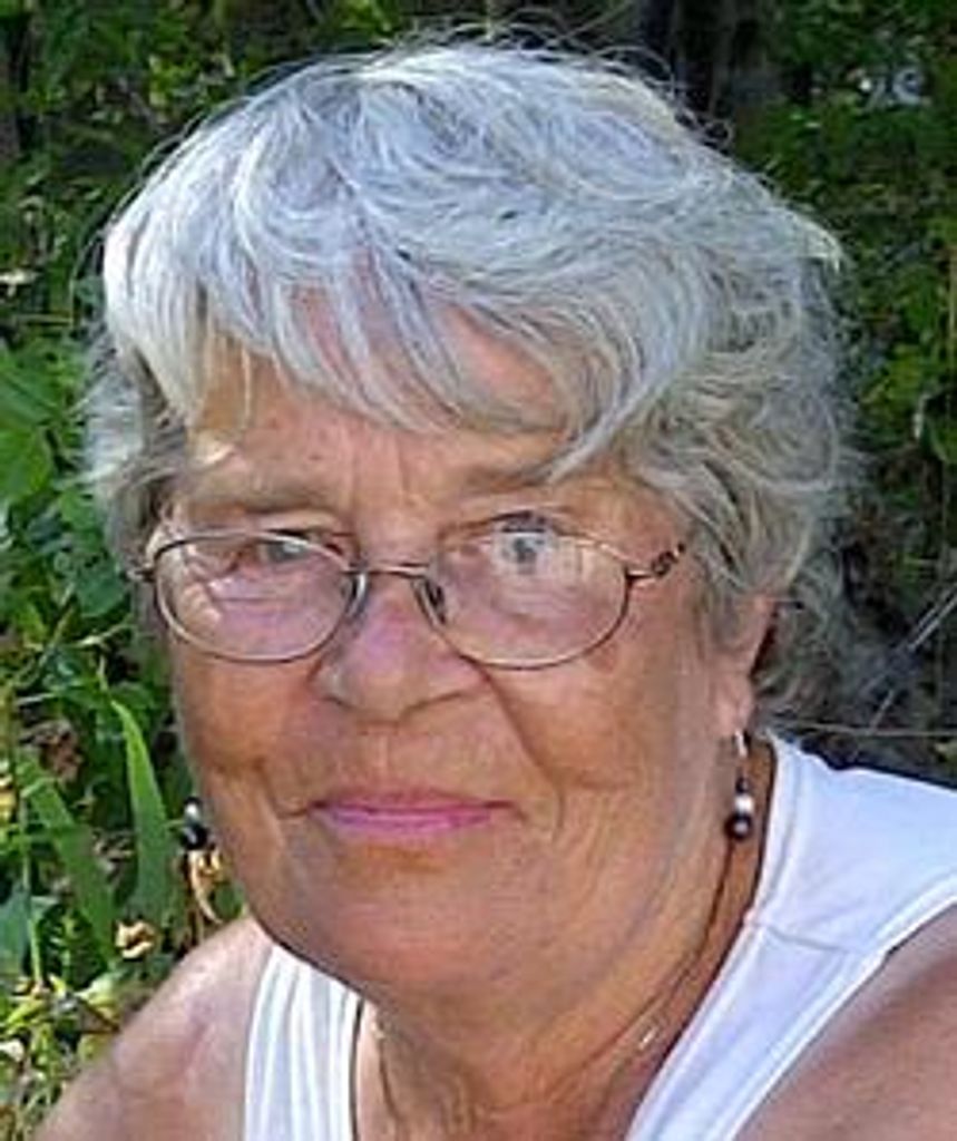 Helga Watson Profile Photo