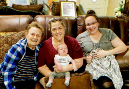 Gloria "Nannie" Fayetta Glover photo gallery thumbnail 3 of 30